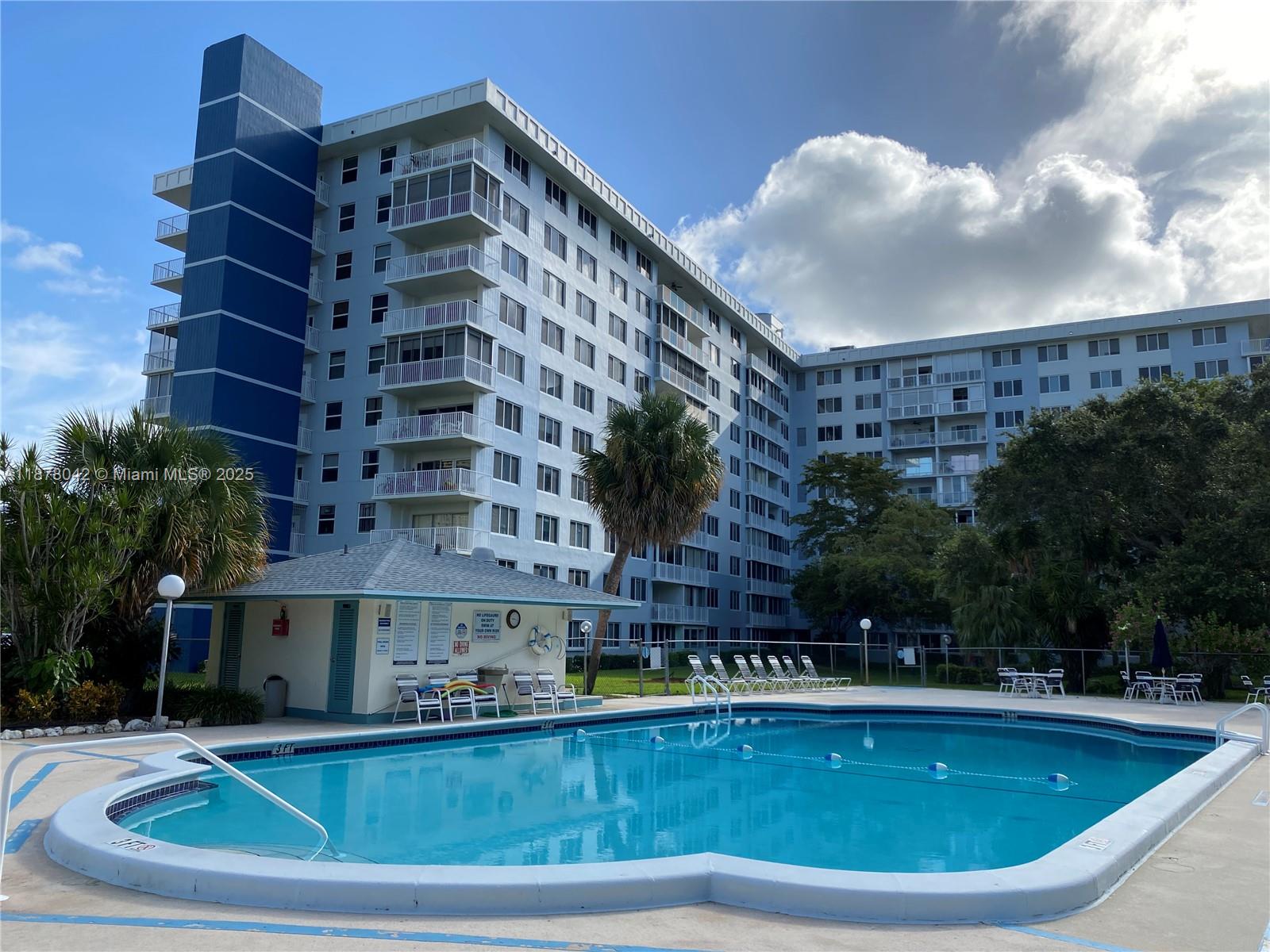 303 2 / 2 1132 sq. ft. $ 2025-09-13 0 Photo