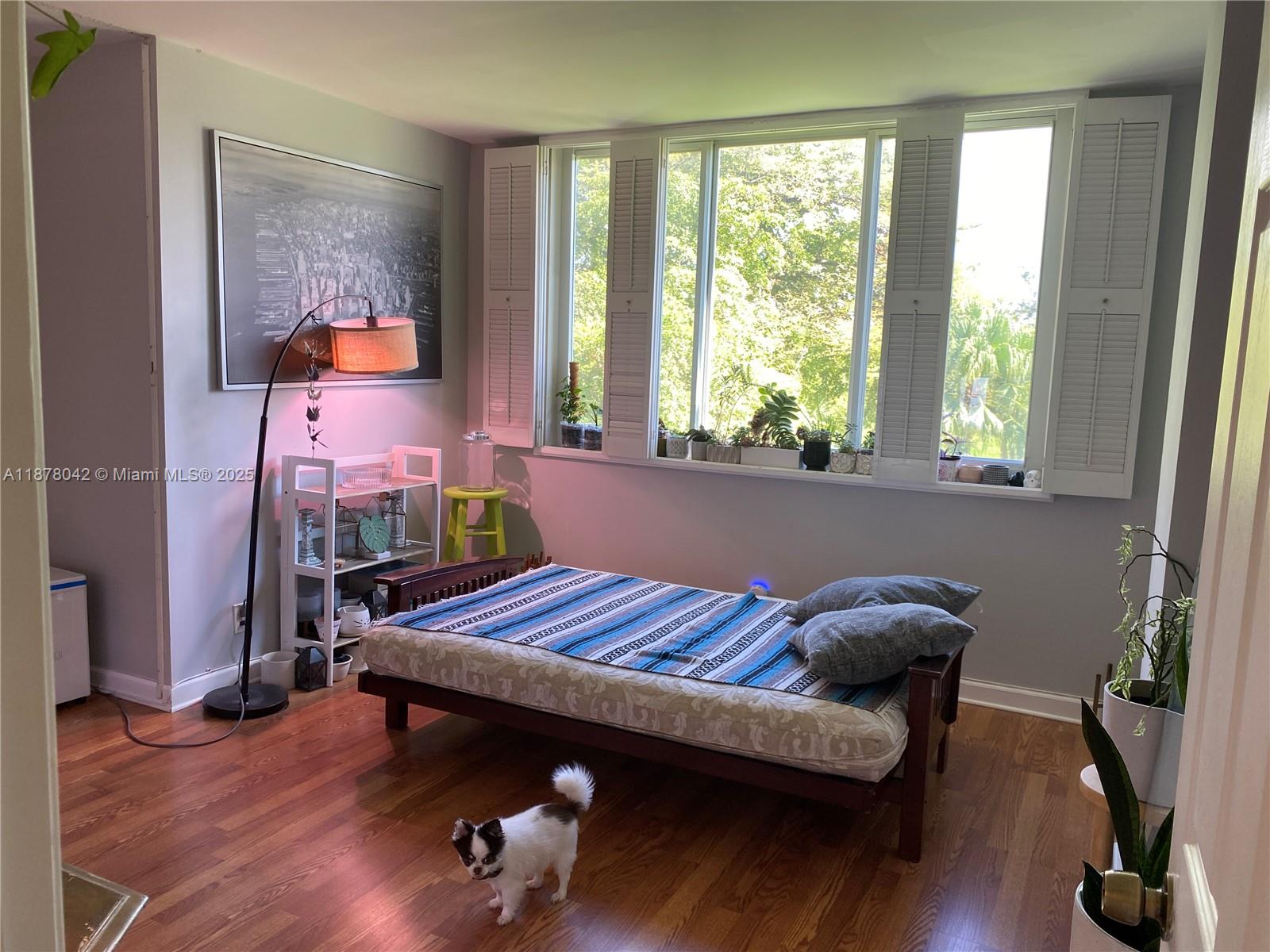 303 2 / 2 1132 sq. ft. $ 2025-09-13 0 Photo