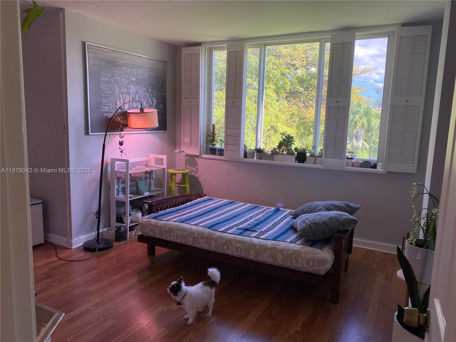 303 2 / 2 1132 sq. ft. $ 2025-09-13 0 Photo