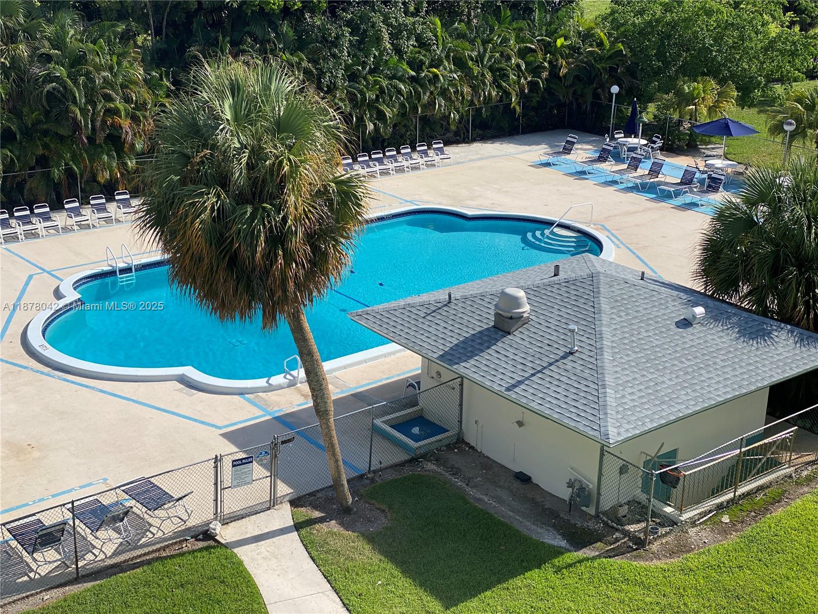 303 2 / 2 1132 sq. ft. $ 2025-09-13 0 Photo