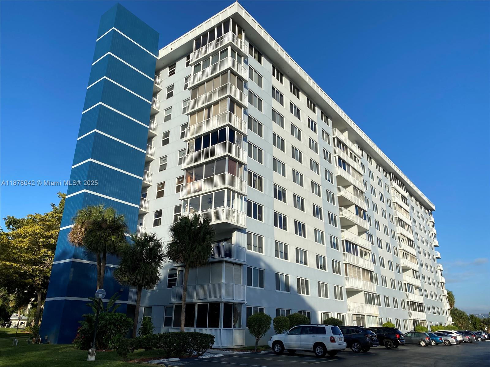 303 2 / 2 1132 sq. ft. $ 2025-09-13 0 Photo