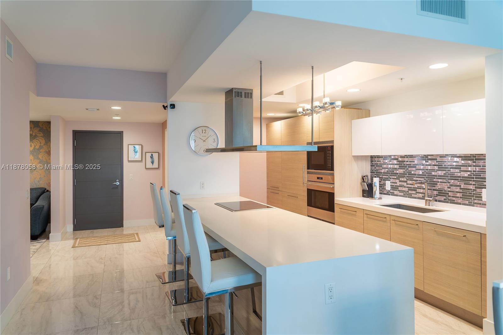 Photo of 17301 Biscayne Blvd  #1706, North Miami Beach, Florida, 33160 - 
