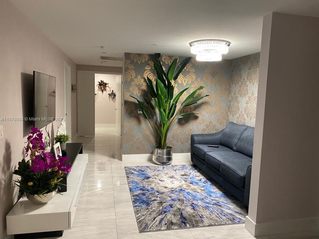 Photo of 17301 Biscayne Blvd  #1706, North Miami Beach, Florida, 33160 - 