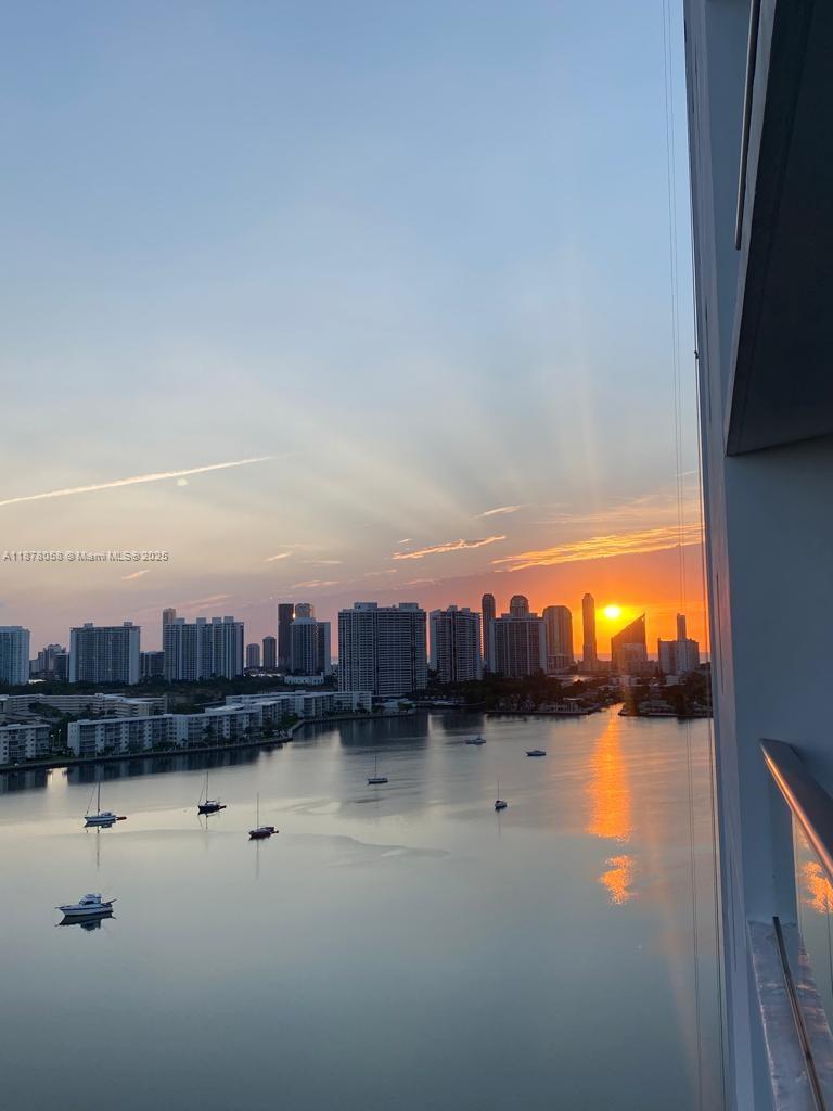 Photo of 17301 Biscayne Blvd  #1706, North Miami Beach, Florida, 33160 - 