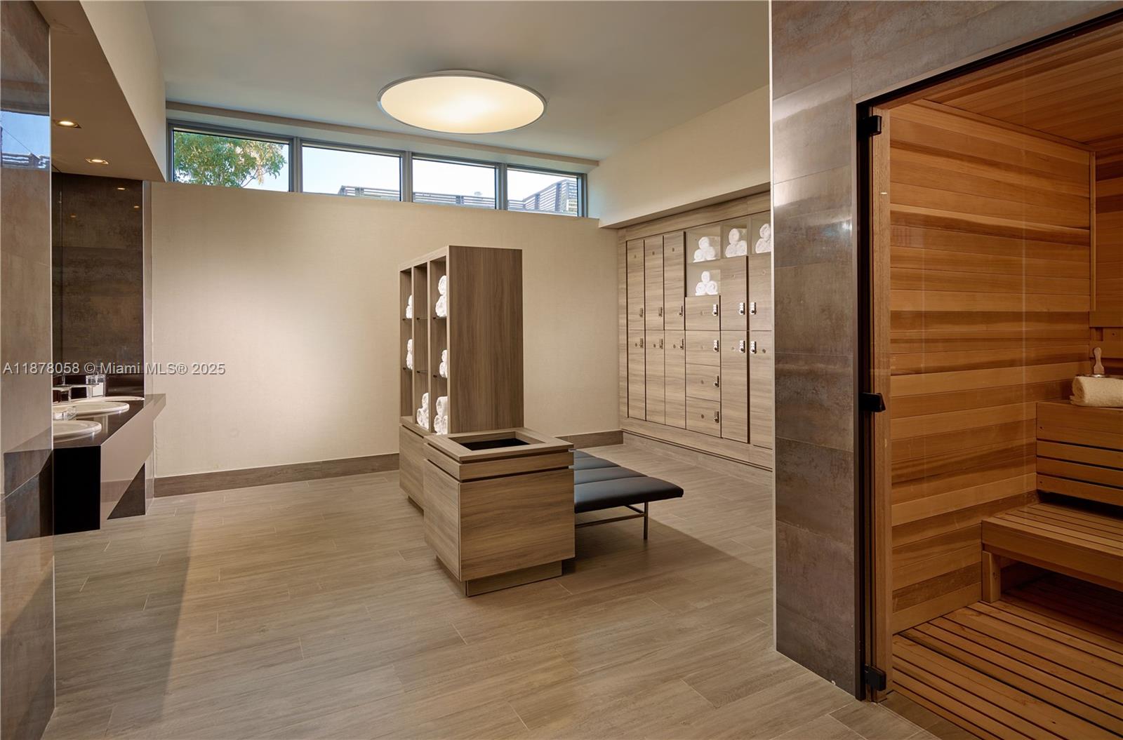 Photo of 17301 Biscayne Blvd  #1706, North Miami Beach, Florida, 33160 - Dressing/sauna