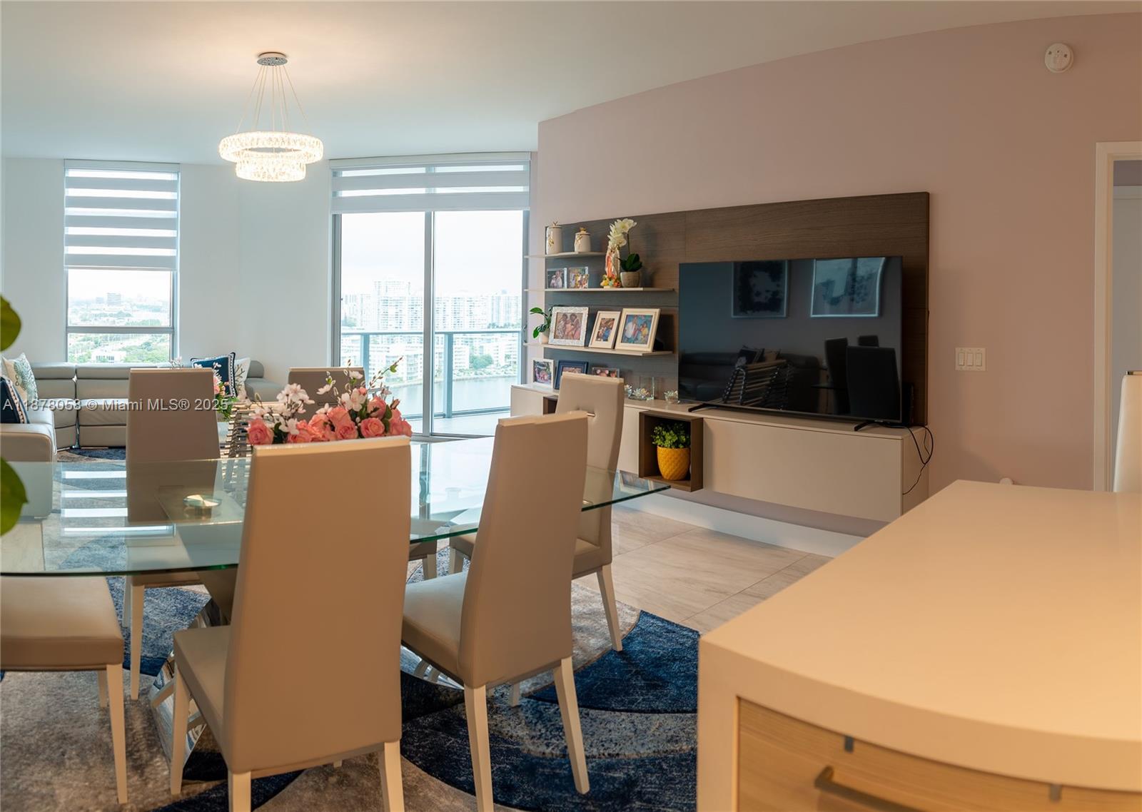 Photo of 17301 Biscayne Blvd #1706, North Miami Beach, Florida, 33160 -