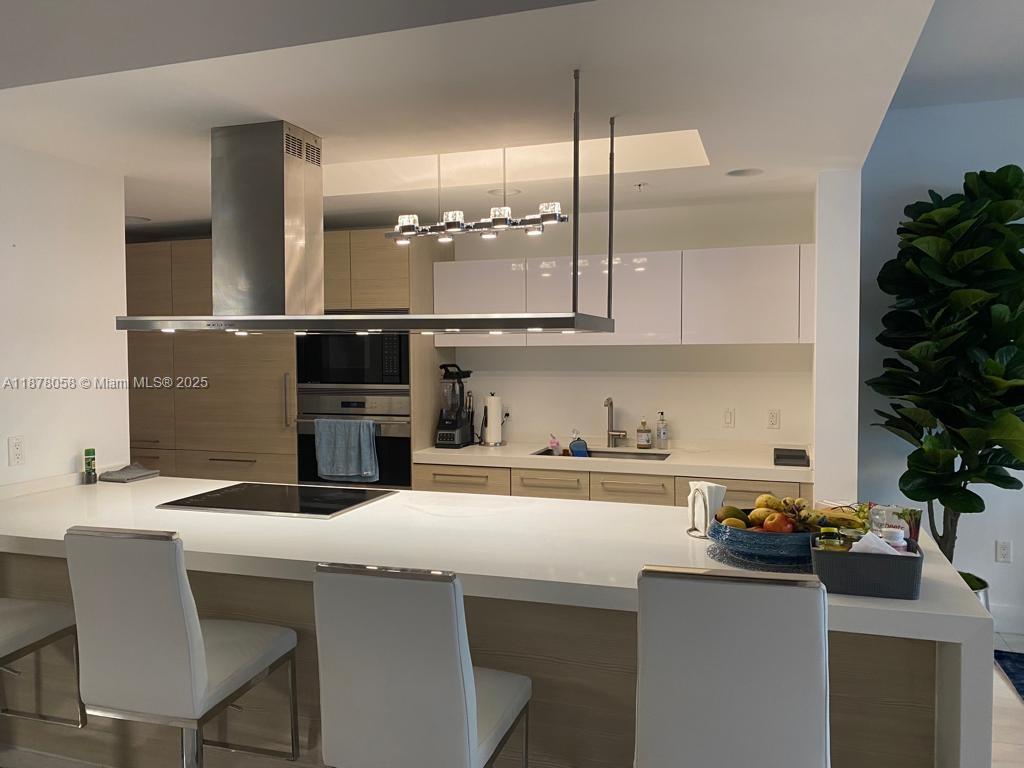 Photo of 17301 Biscayne Blvd  #1706, North Miami Beach, Florida, 33160 - 
