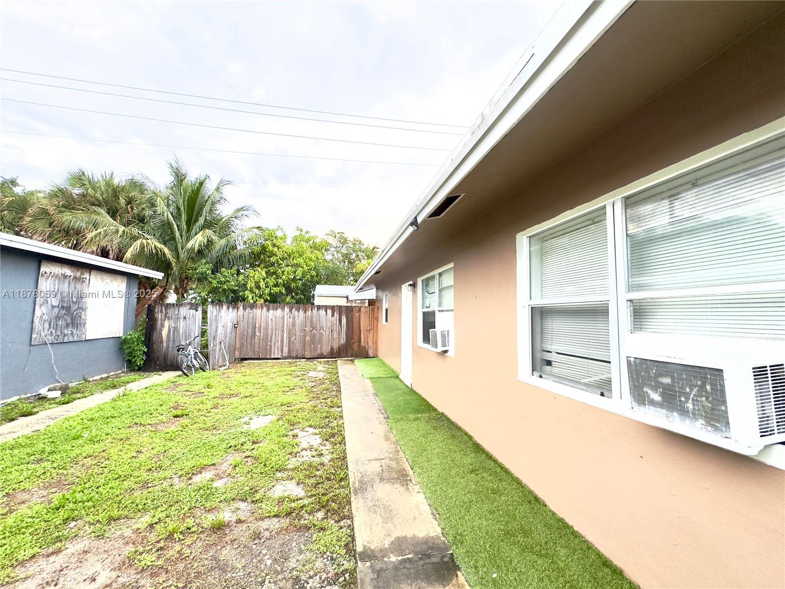See details / 1624 sq. ft. $ 2025-09-13 0 Photo