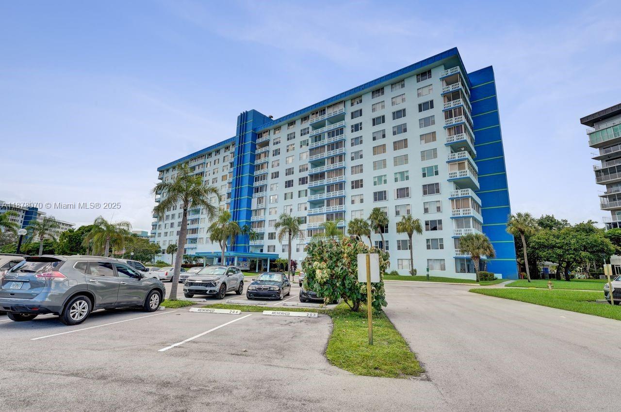 403 1 / 2 844 sq. ft. $ 2025-09-13 0 Photo