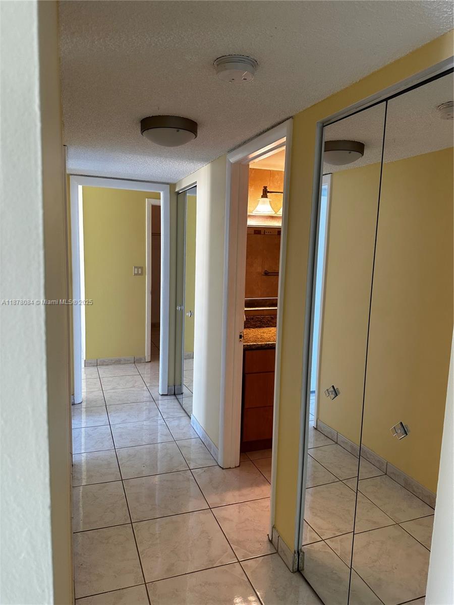 Photo of 3800 Ocean Dr  #1518, Hollywood, Florida, 33019 - 