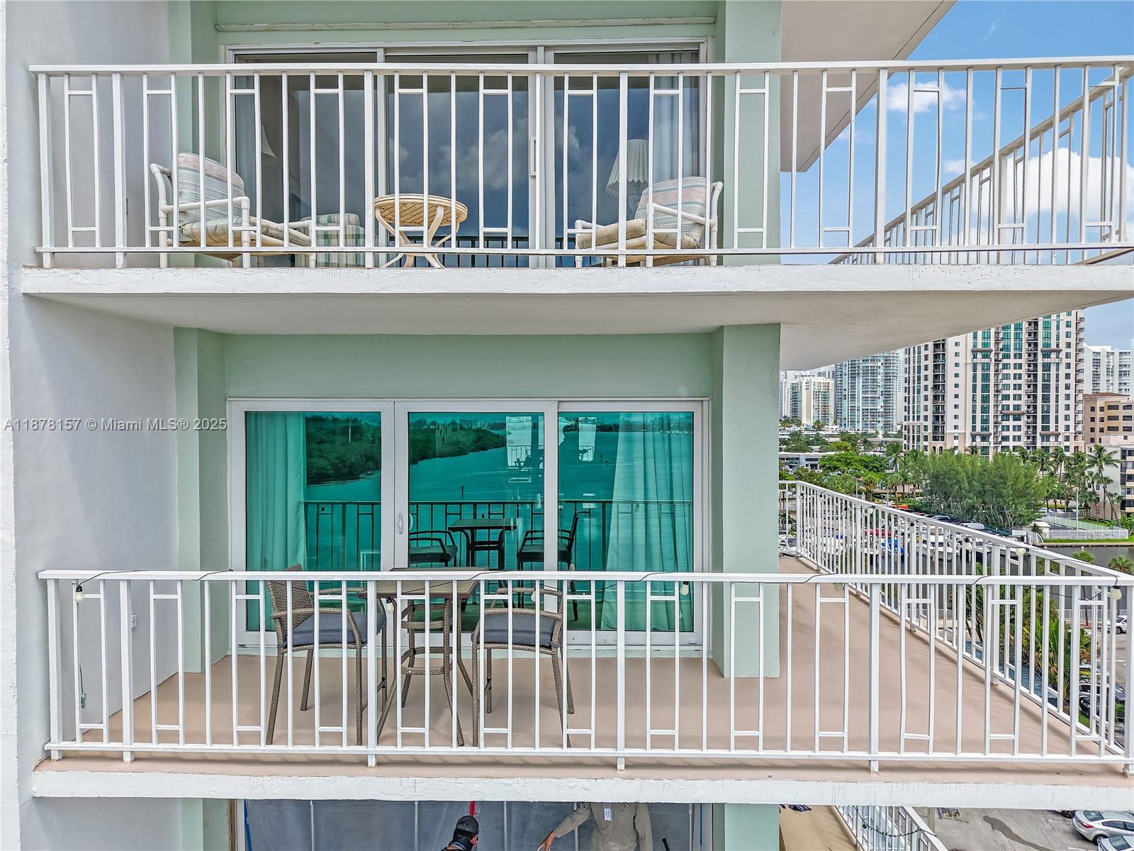 732 2 / 2 1295 sq. ft. $ 2025-09-14 0 Photo