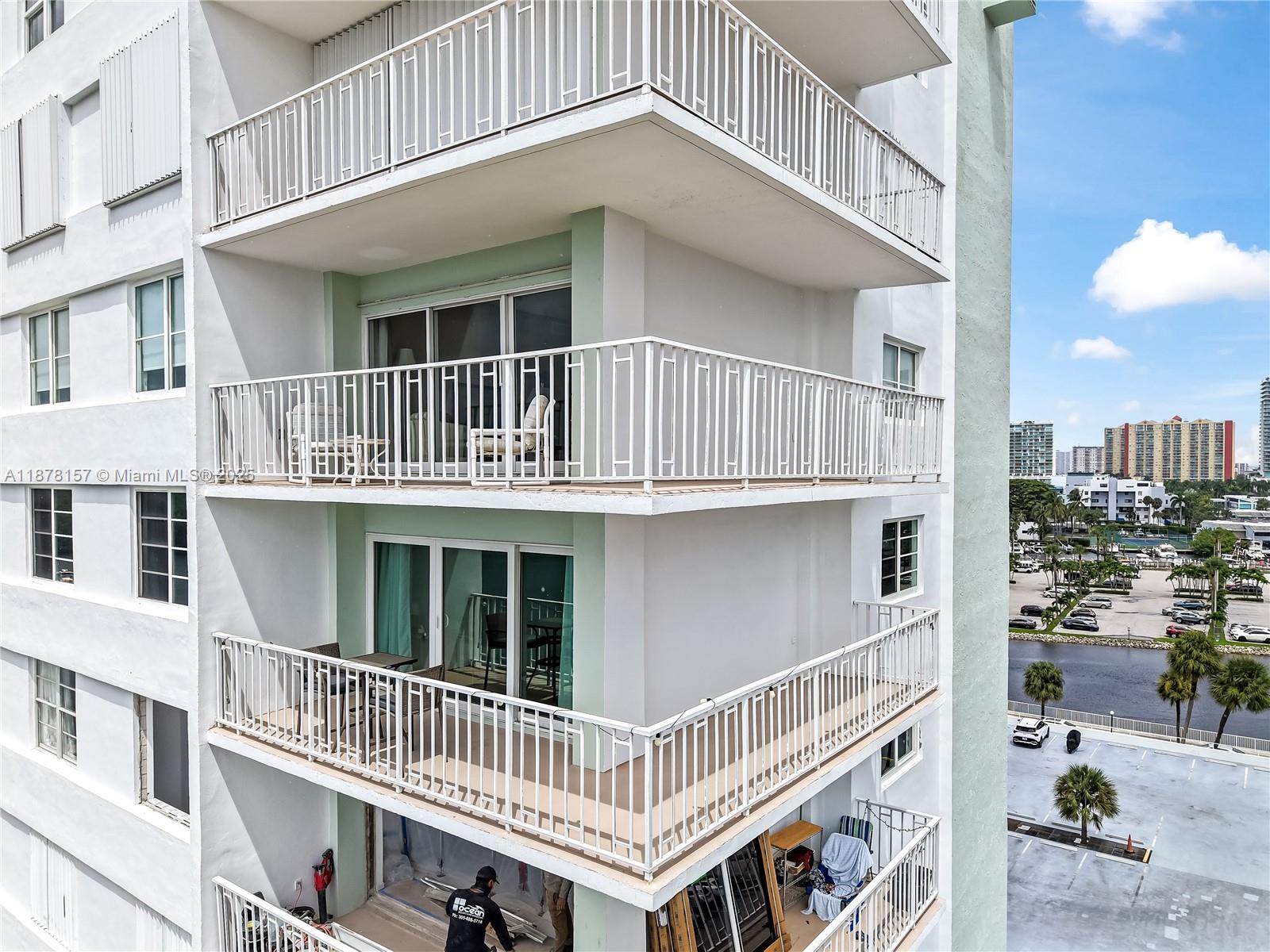 732 2 / 2 1295 sq. ft. $ 2025-09-14 0 Photo