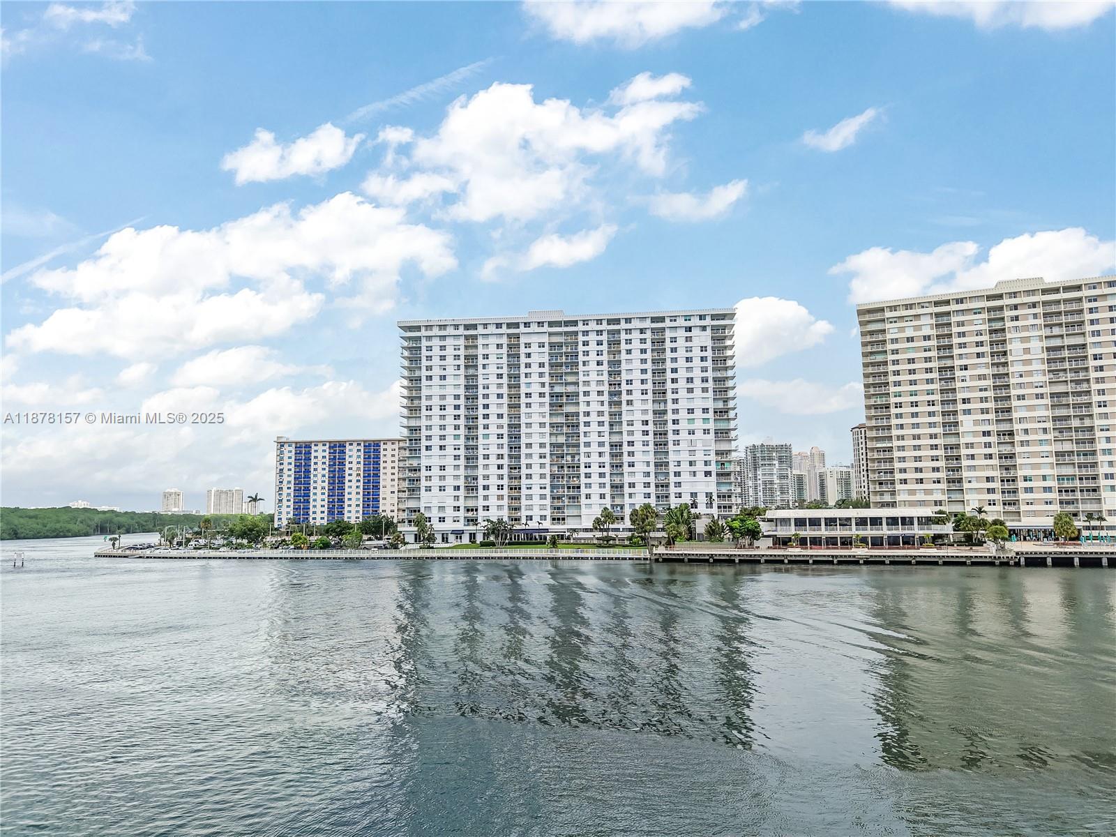 732 2 / 2 1295 sq. ft. $ 2025-09-14 0 Photo