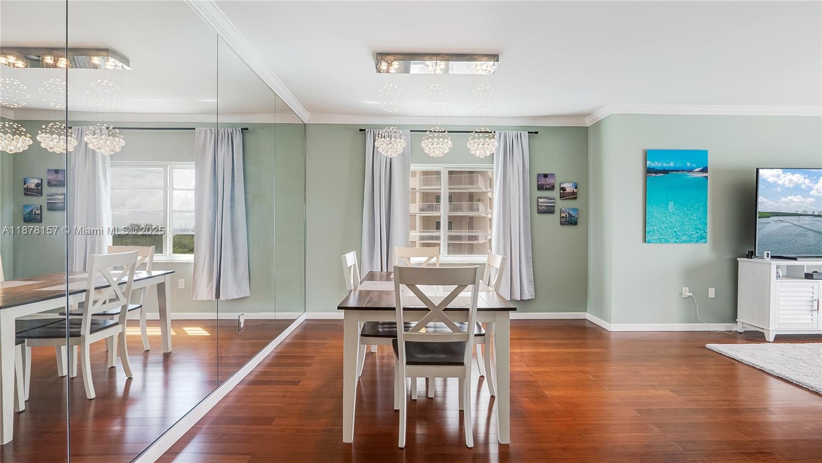 732 2 / 2 1295 sq. ft. $ 2025-09-14 0 Photo