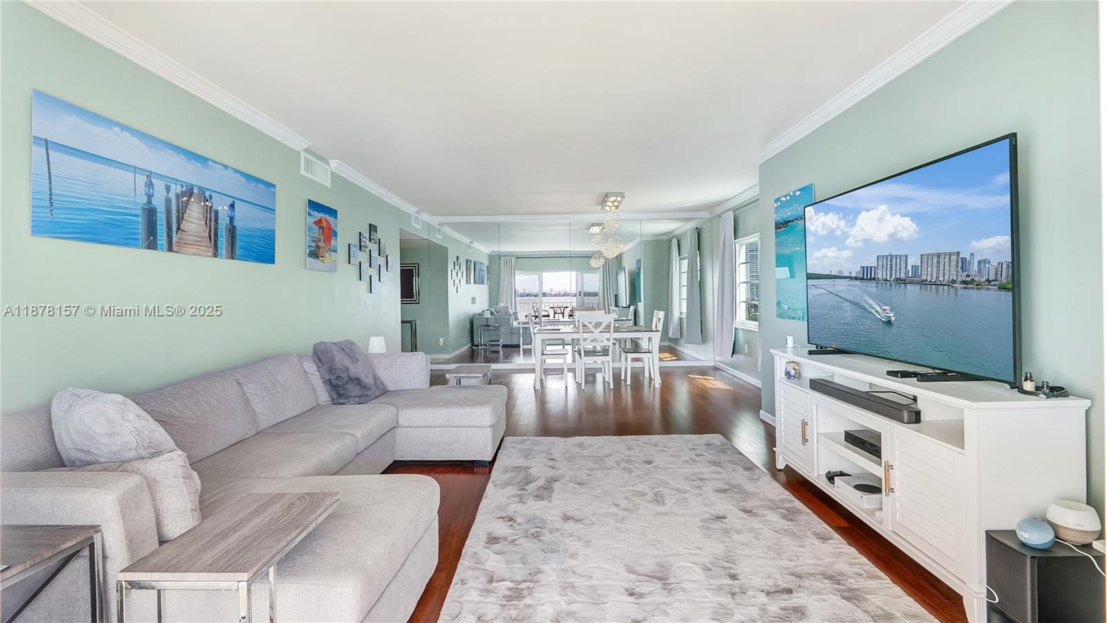732 2 / 2 1295 sq. ft. $ 2025-09-14 0 Photo