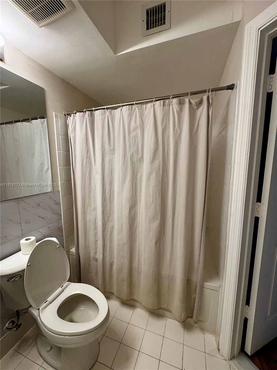 Photo of 17125 Bay Rd  #3508, Sunny Isles Beach, Florida, 33160 - 