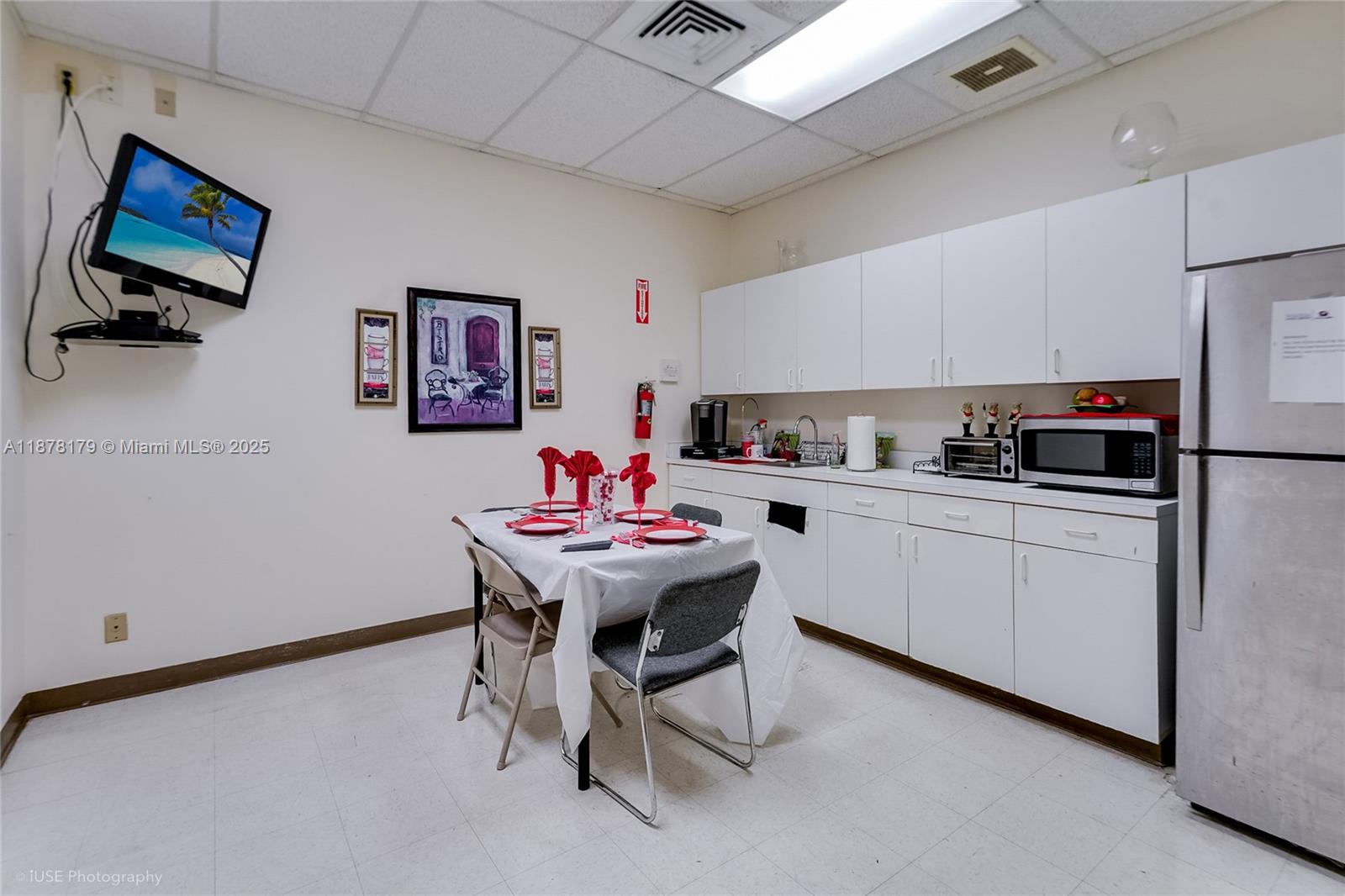   /   sq. ft. $ 2025-09-14 0 Photo