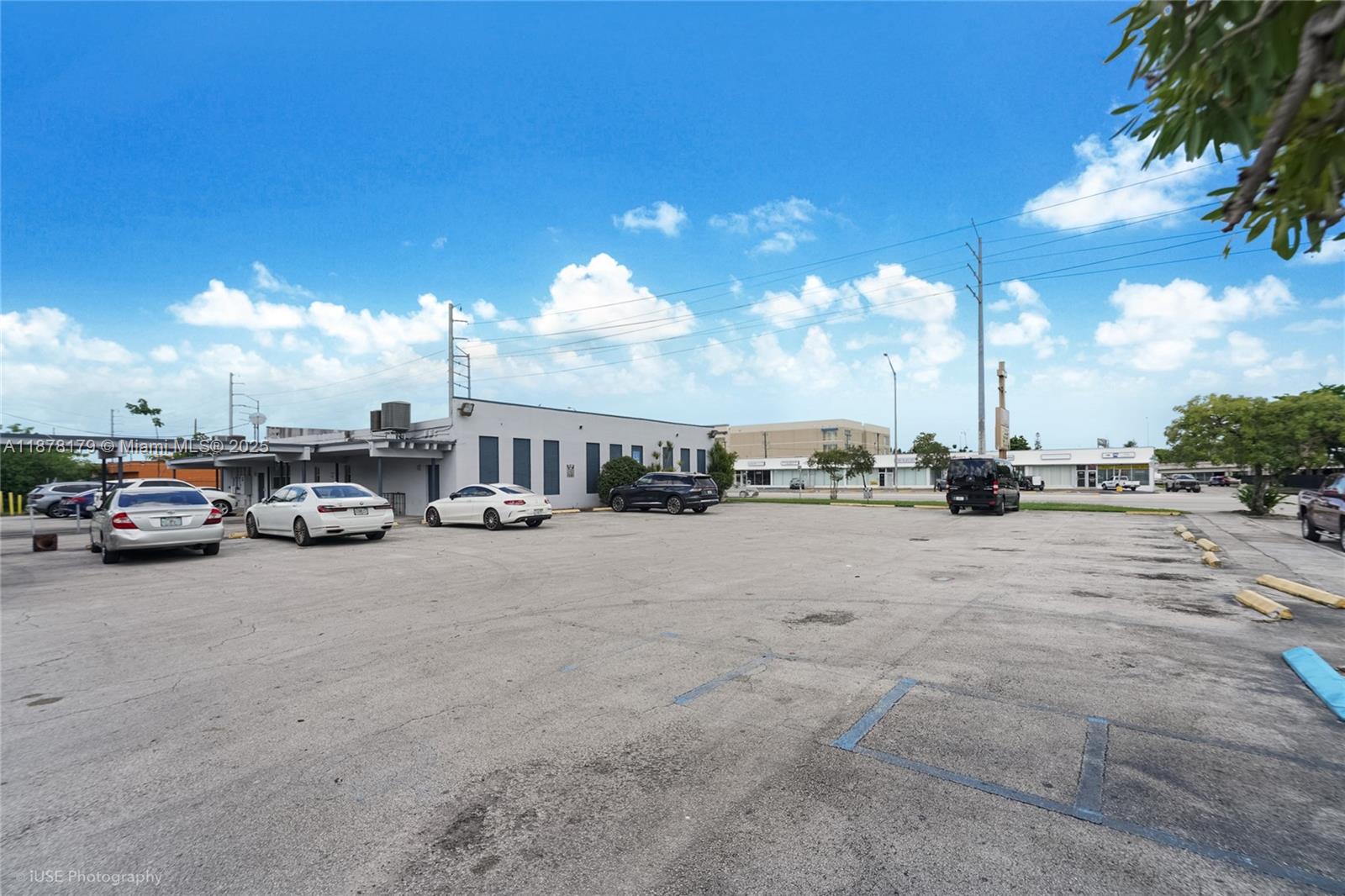   /   sq. ft. $ 2025-09-14 0 Photo