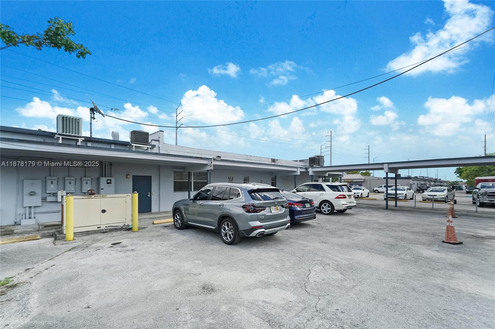   /   sq. ft. $ 2025-09-14 0 Photo