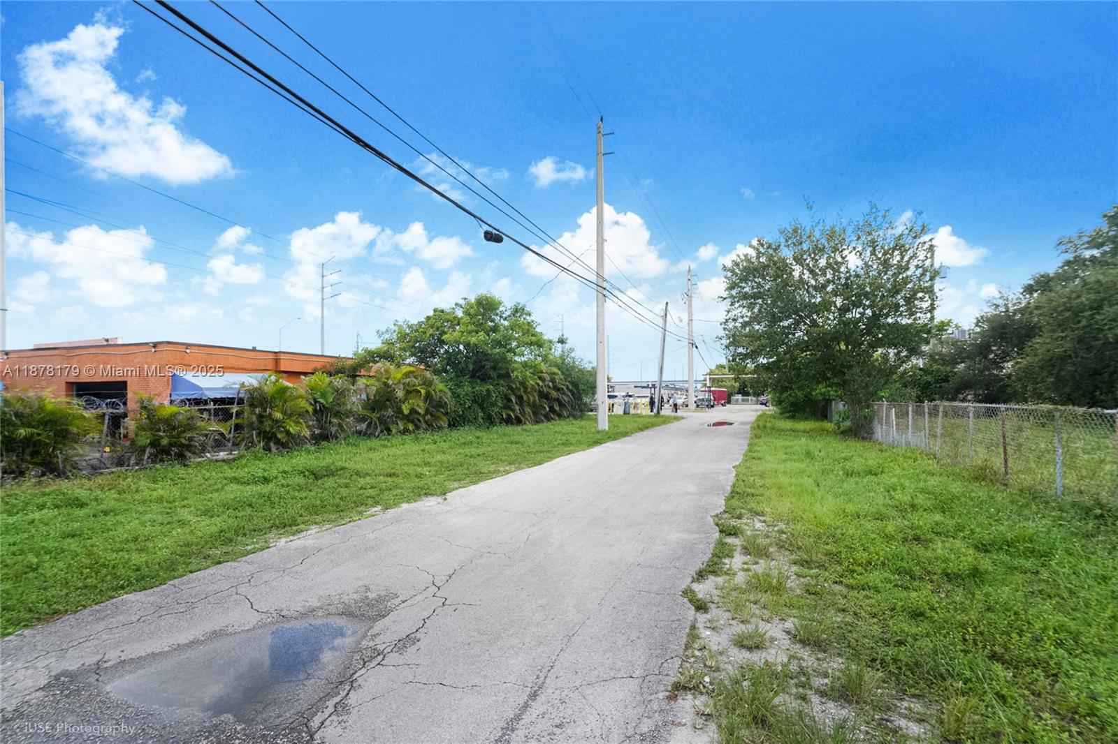   /   sq. ft. $ 2025-09-14 0 Photo