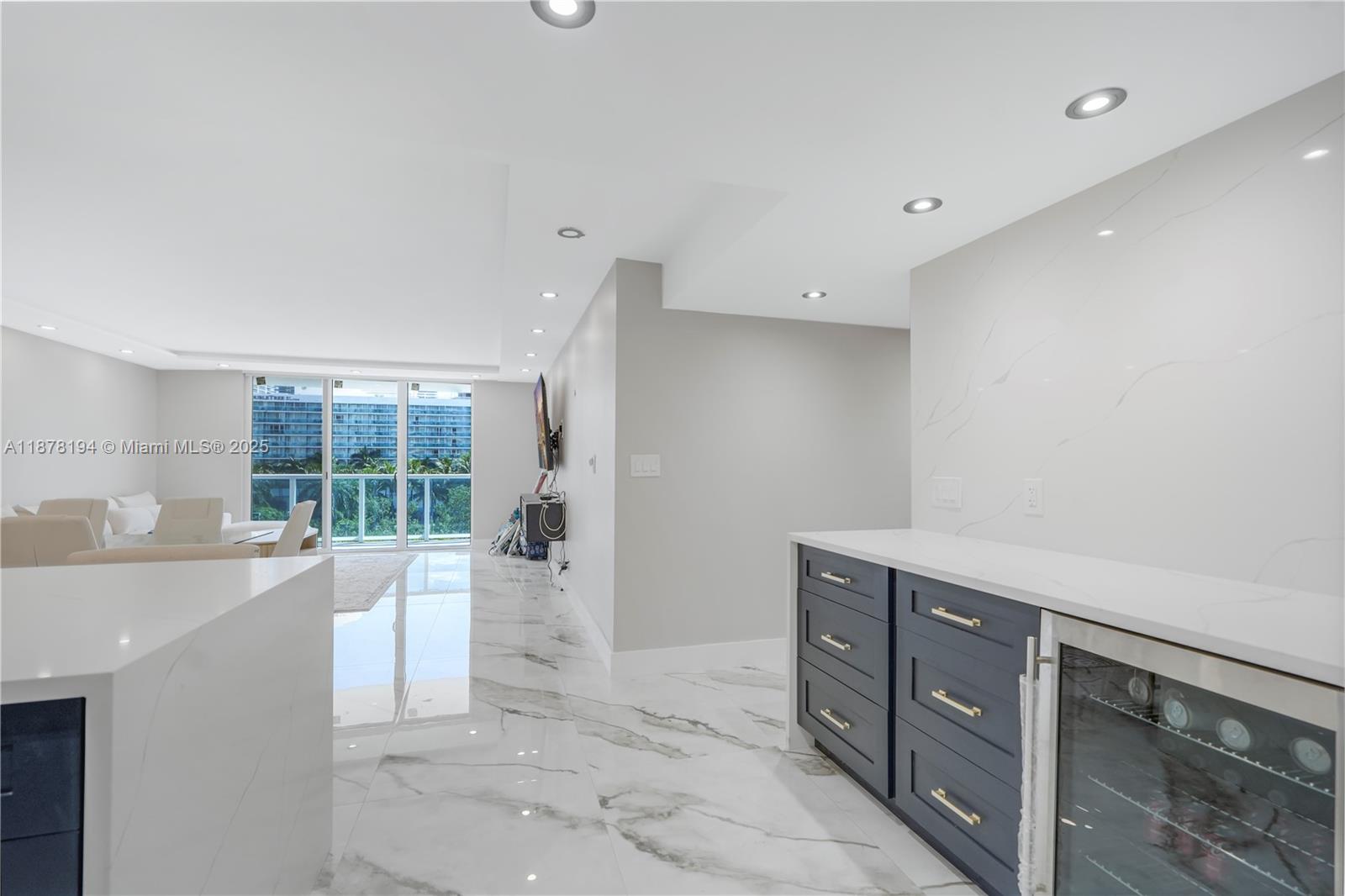 Photo of 3800 Ocean Dr  #407, Hollywood, Florida, 33019 - 