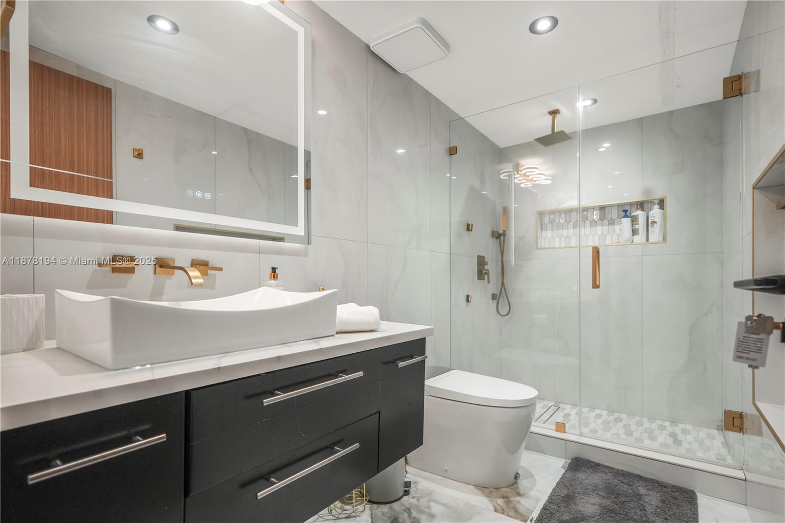 Photo of 3800 Ocean Dr  #407, Hollywood, Florida, 33019 - 
