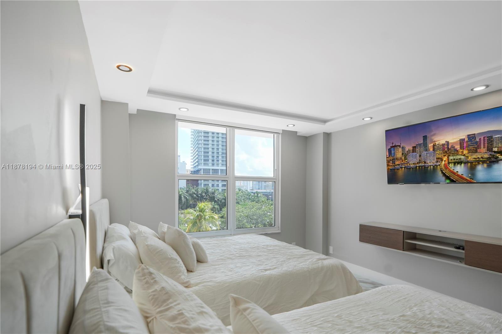 Photo of 3800 Ocean Dr  #407, Hollywood, Florida, 33019 - 