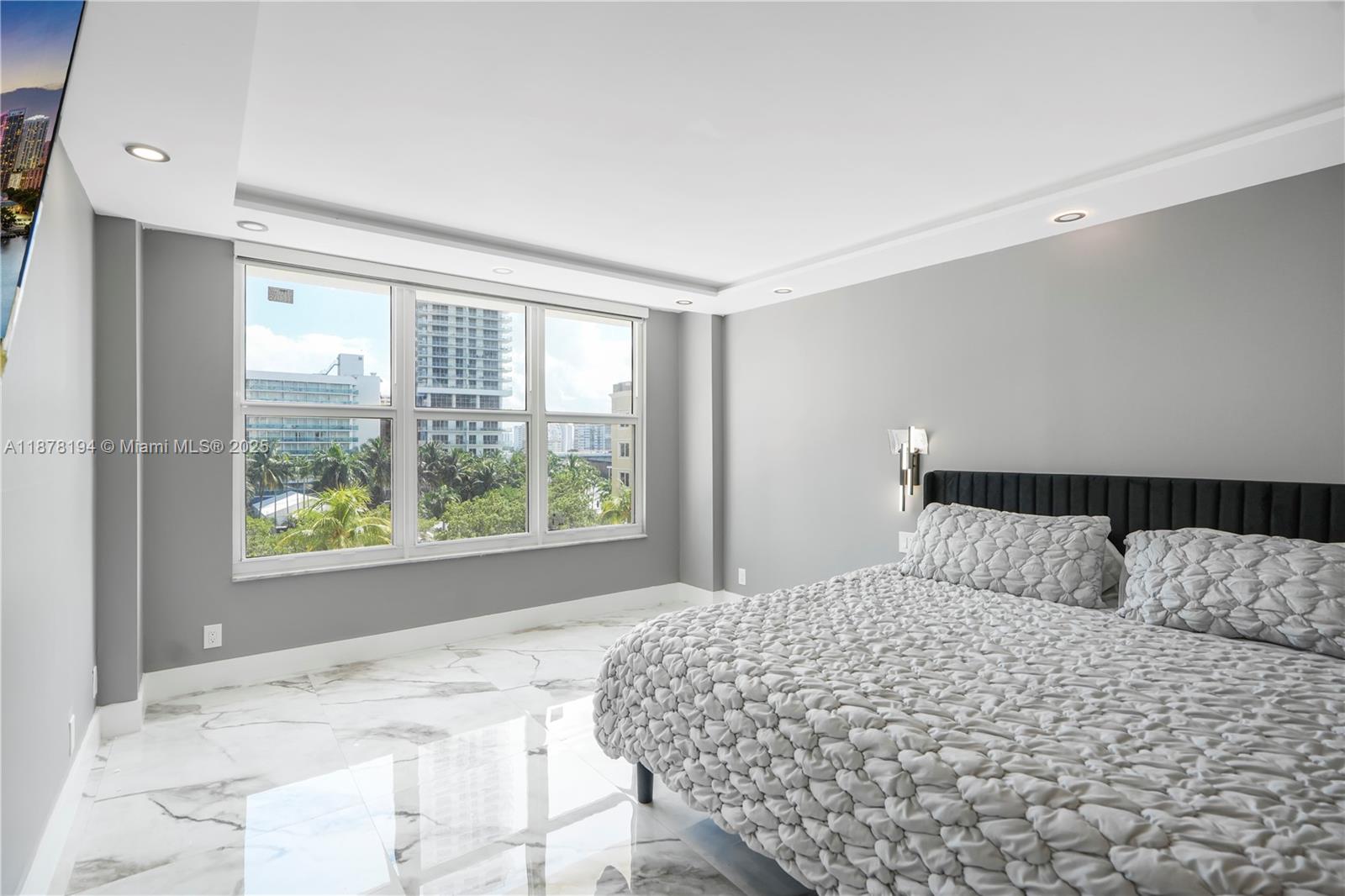 Photo of 3800 Ocean Dr  #407, Hollywood, Florida, 33019 - 