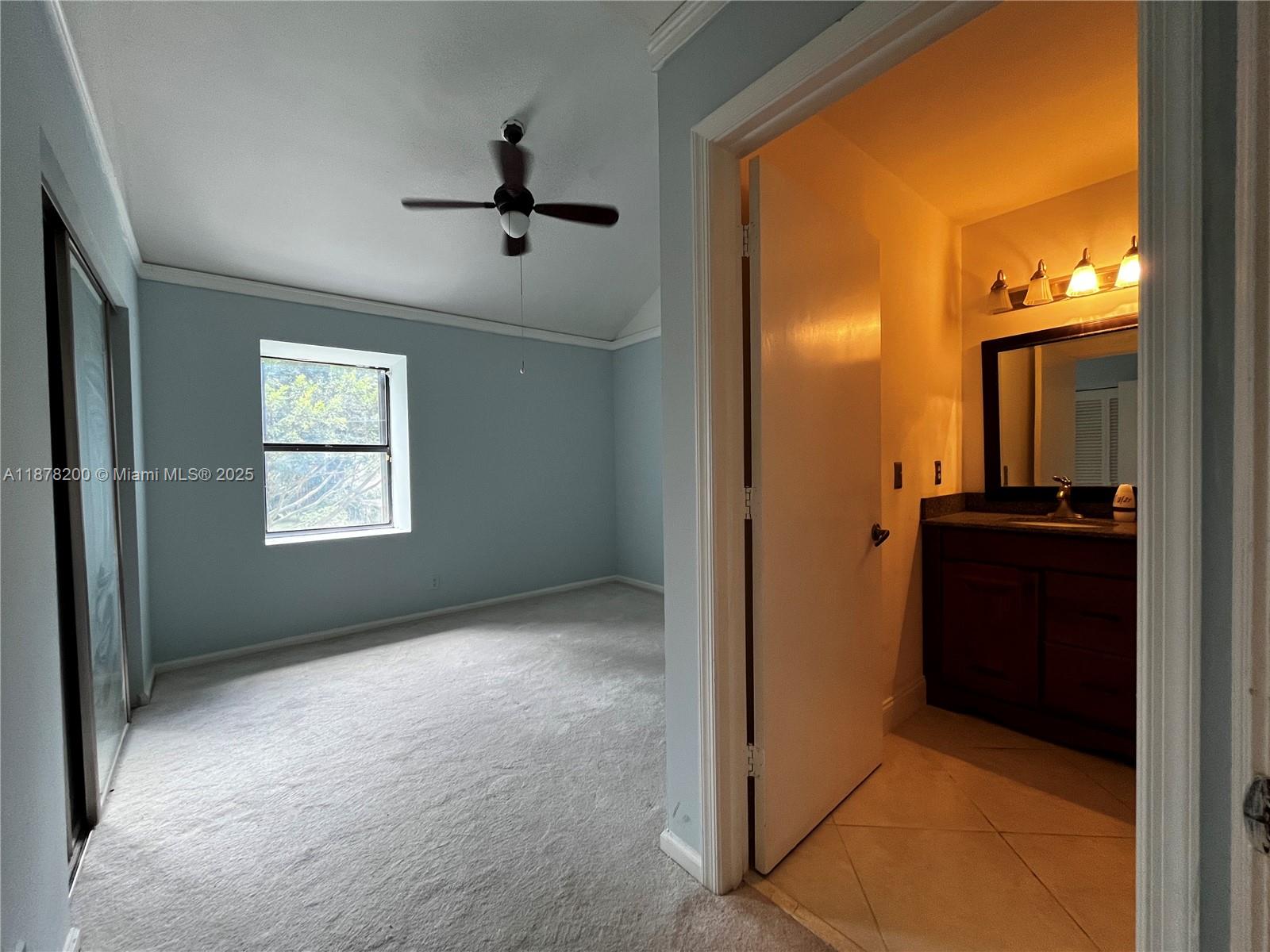 See details 601 3 / 3 1820 sq. ft. $ 2025-09-14 0 Photo