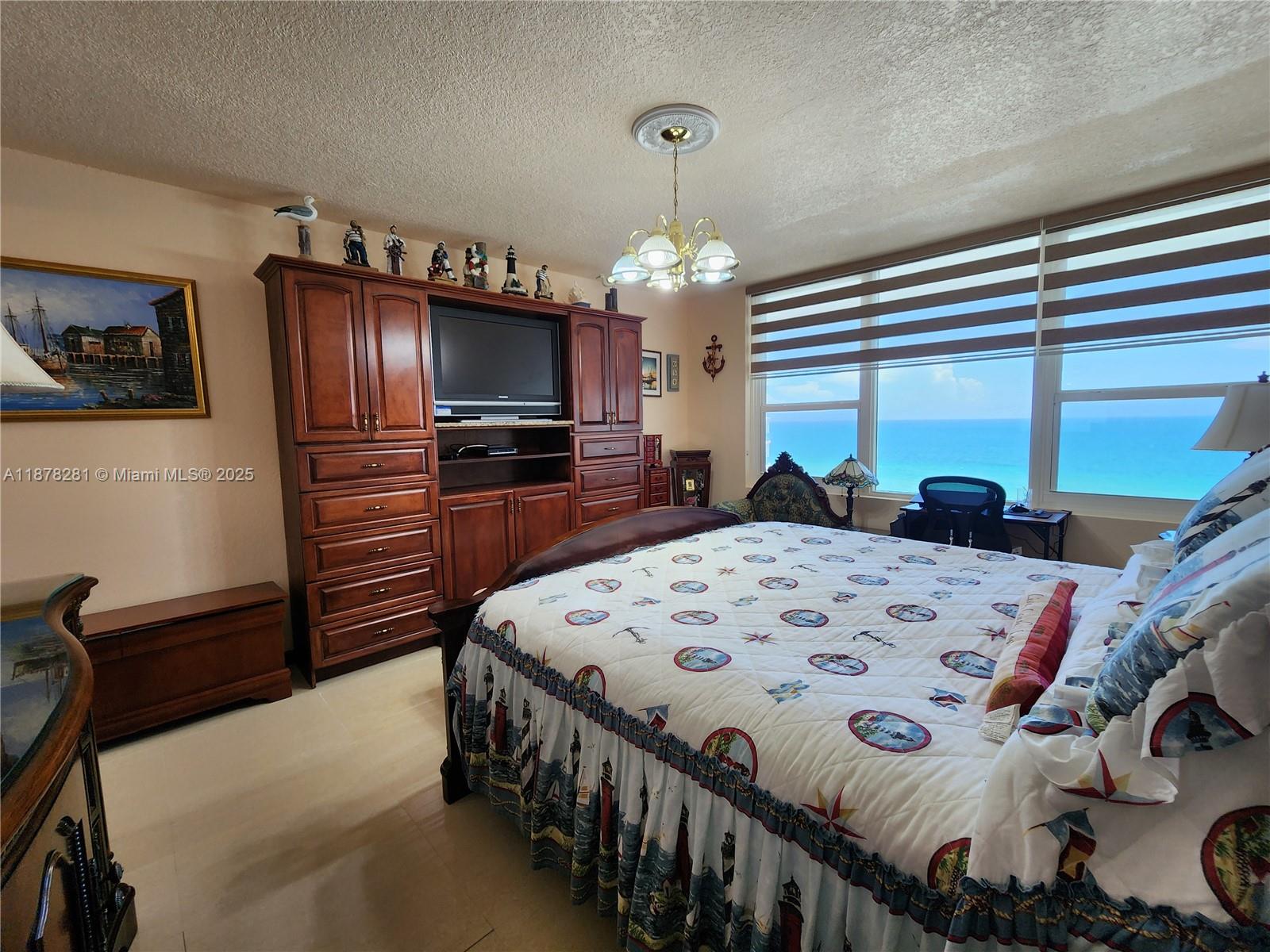 Photo of 3505 Ocean Dr  #1006, Hollywood, Florida, 33019 - 