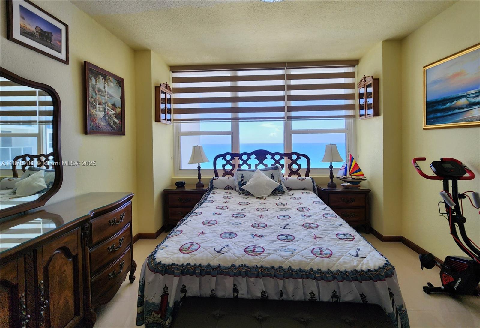 Photo of 3505 Ocean Dr  #1006, Hollywood, Florida, 33019 - 