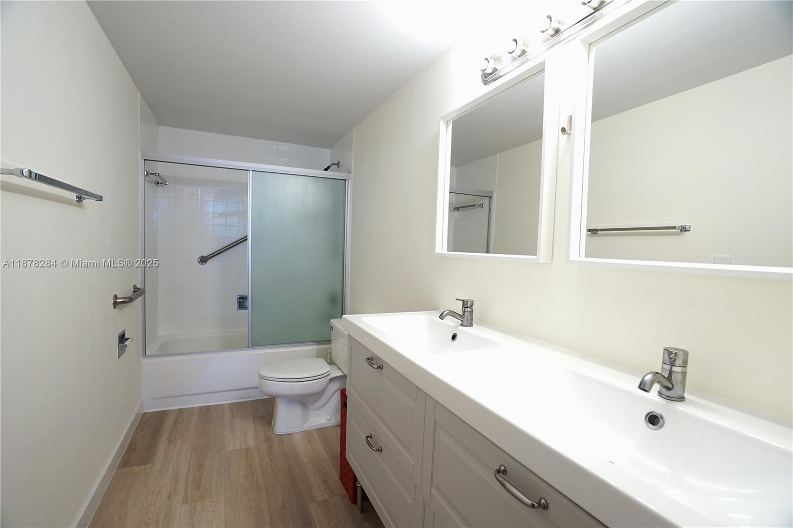 Photo of 2500 Parkview Dr #2020, Hallandale Beach, Florida, 33009 -