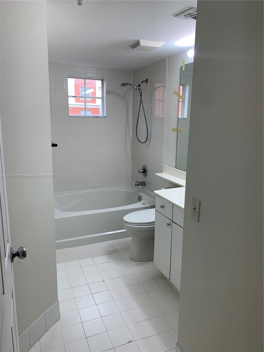 Photo of 17150 Bay Rd  #2717, Sunny Isles Beach, Florida, 33160 - 