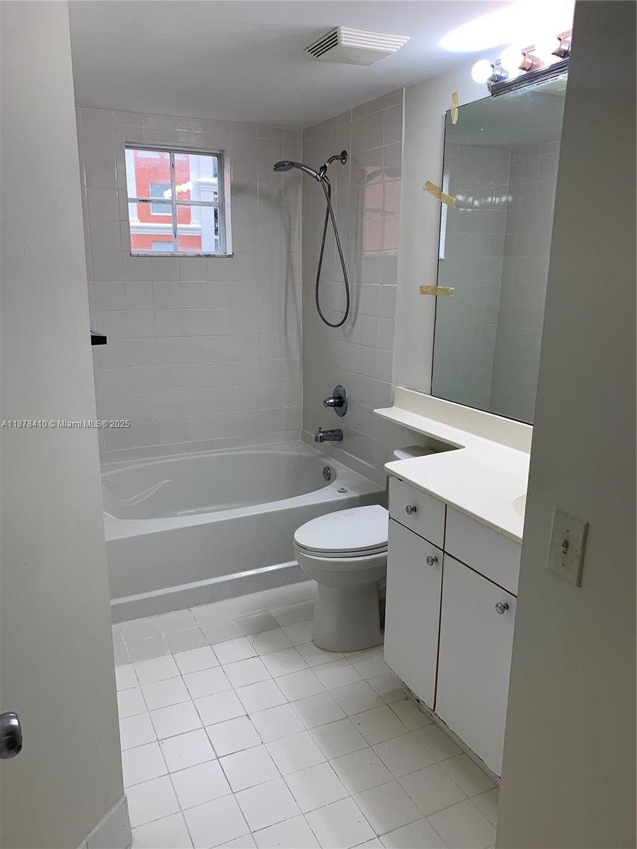 Photo of 17150 Bay Rd  #2717, Sunny Isles Beach, Florida, 33160 - 