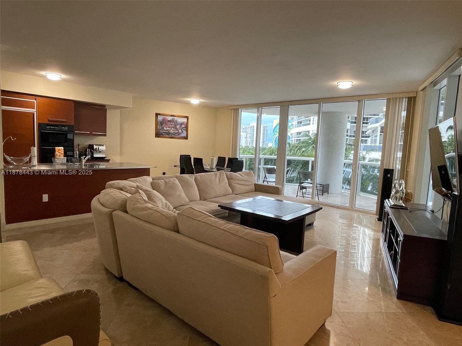 510 2 / 2 1782 sq. ft. $ 2025-09-15 0 Photo