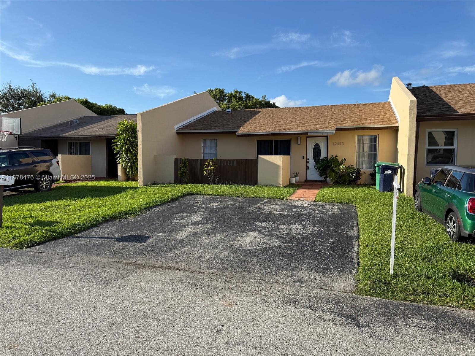 12413 3 / 1 1015 sq. ft. $ 2026-05-04 0 Photo
