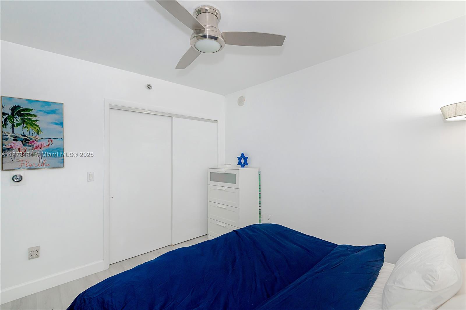 1605 1 / 1 811 sq. ft. $ 2025-09-15 0 Photo