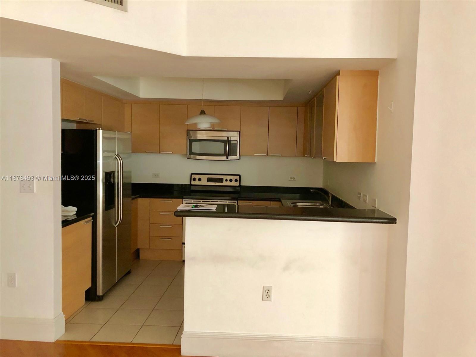 Photo of 140 Dixie Hwy  #411, Hollywood, Florida, 33020 - 