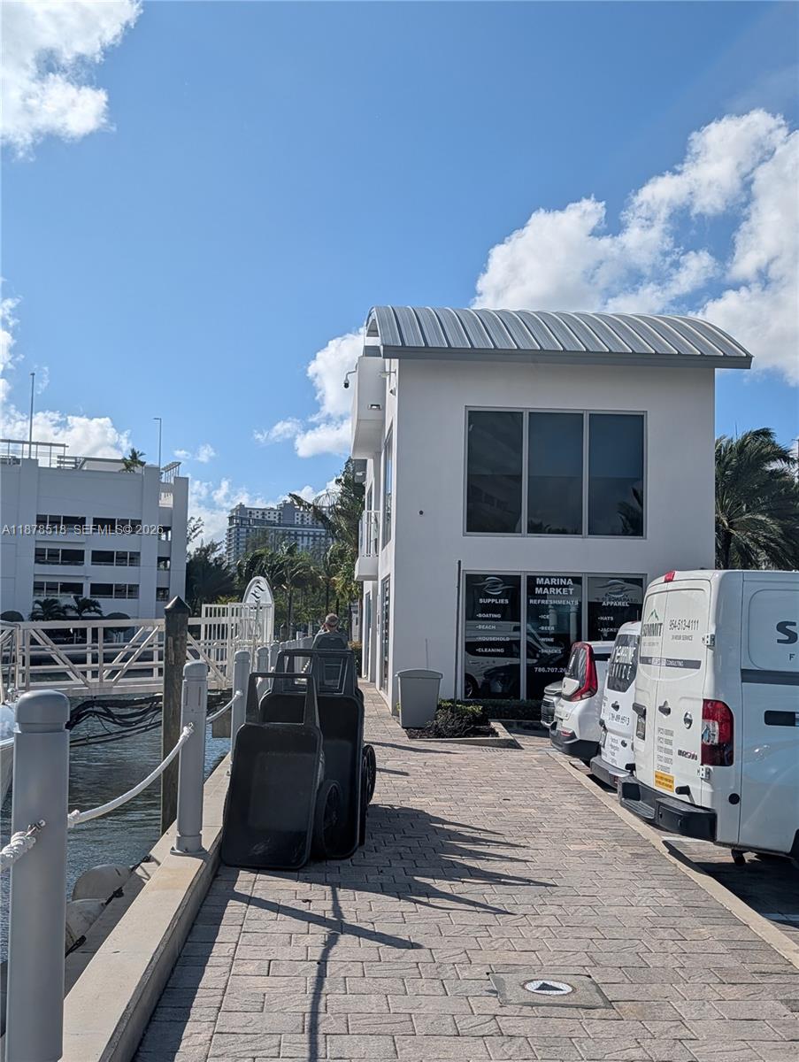   /   sq. ft. $ 2026-02-11 0 foto