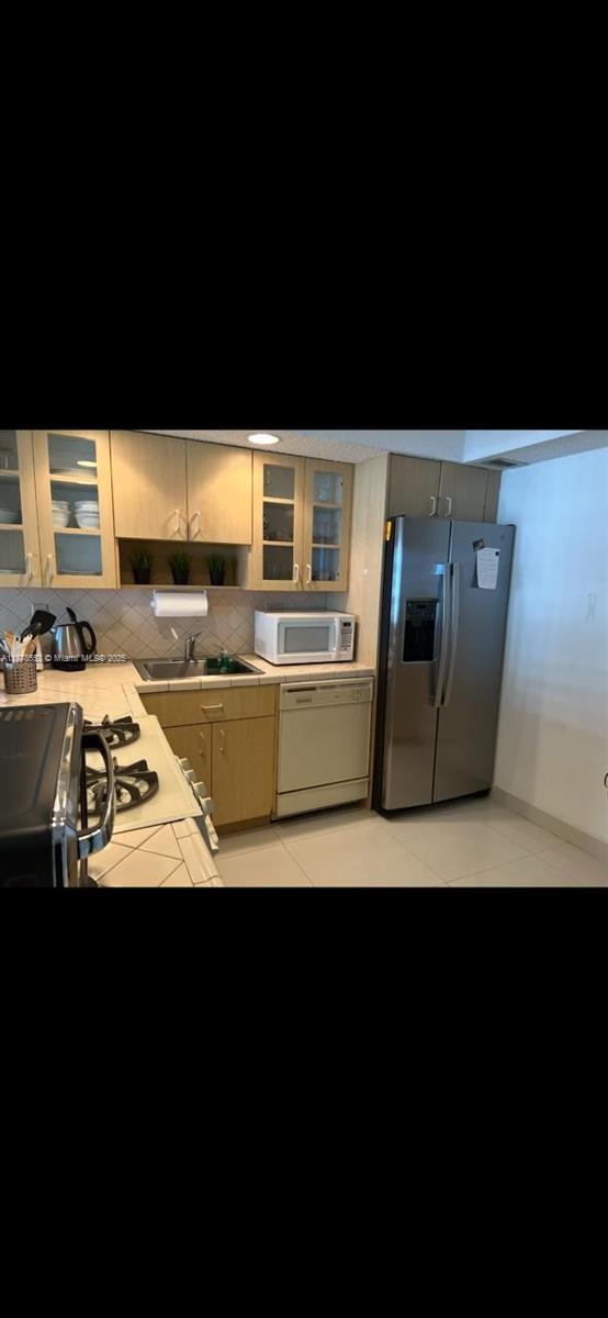 Photo of 2030 Ocean Dr  #725, Hallandale Beach, Florida, 33009 - 