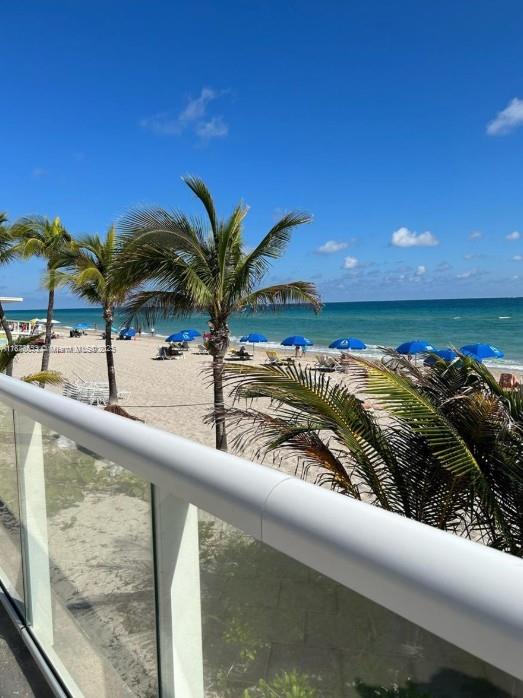 Photo of 2030 Ocean Dr  #725, Hallandale Beach, Florida, 33009 - 