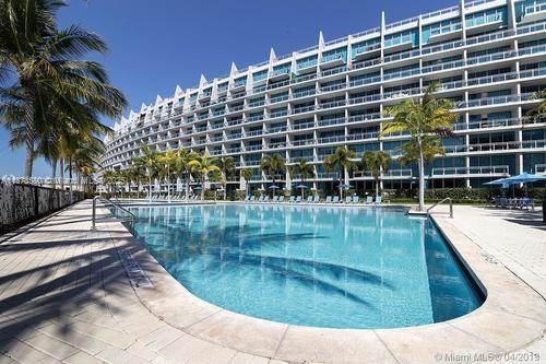 Photo of 2950 188 ST  #344, Aventura, Florida, 33180 - Building and Pool view