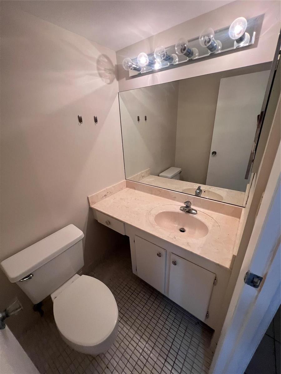 Photo of 20335 Country Club  #1101, Aventura, Florida, 33180 - Photo 5