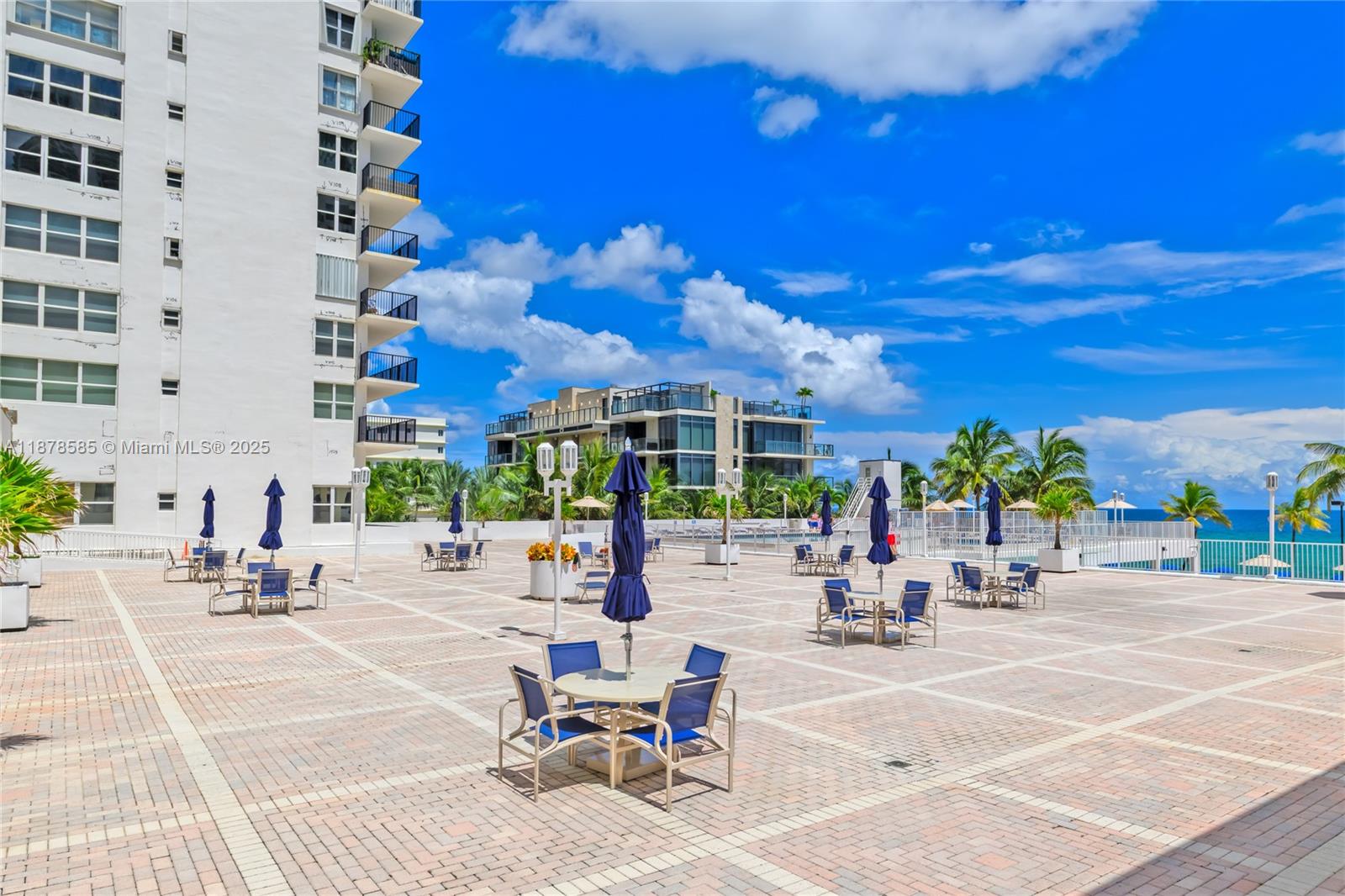 Photo of 2201 Ocean Dr  #2808, Hollywood, Florida, 33019 - 