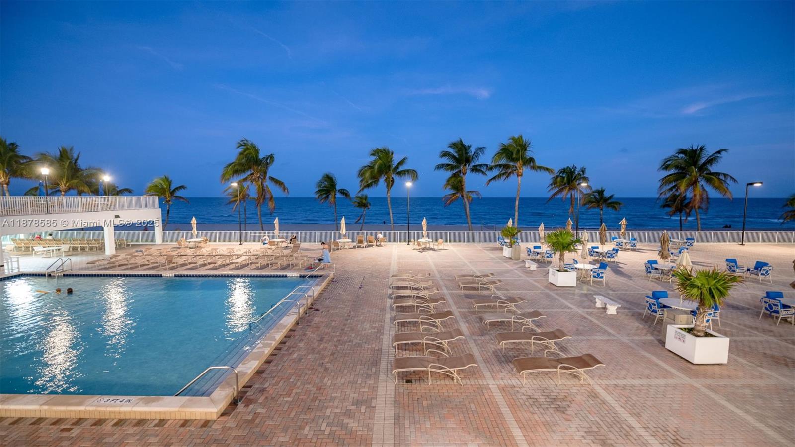 Photo of 2201 Ocean Dr  #2808, Hollywood, Florida, 33019 - 
