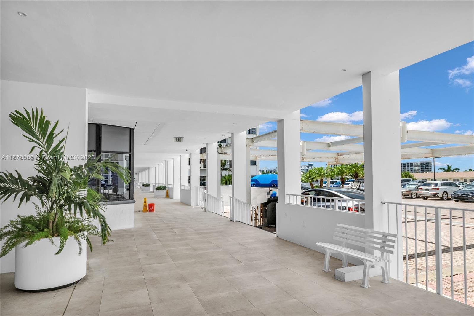 Photo of 2201 Ocean Dr  #2808, Hollywood, Florida, 33019 - 