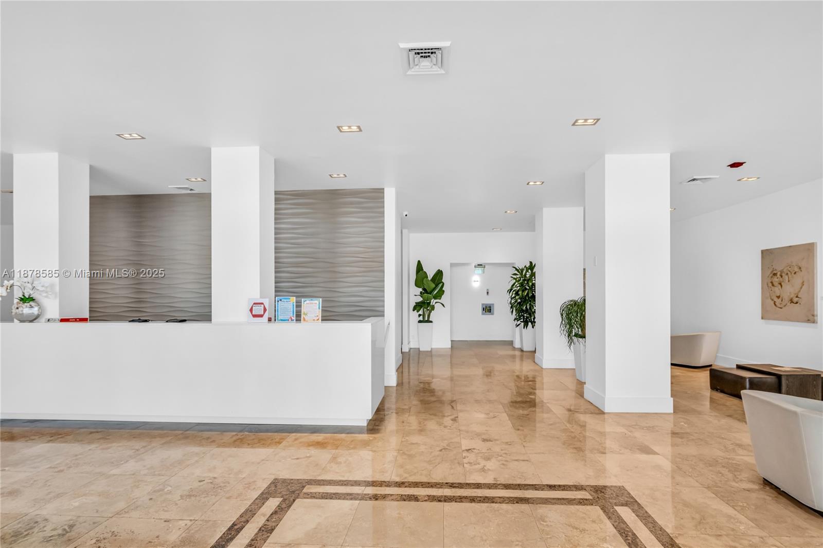 Photo of 2201 Ocean Dr  #2808, Hollywood, Florida, 33019 - 