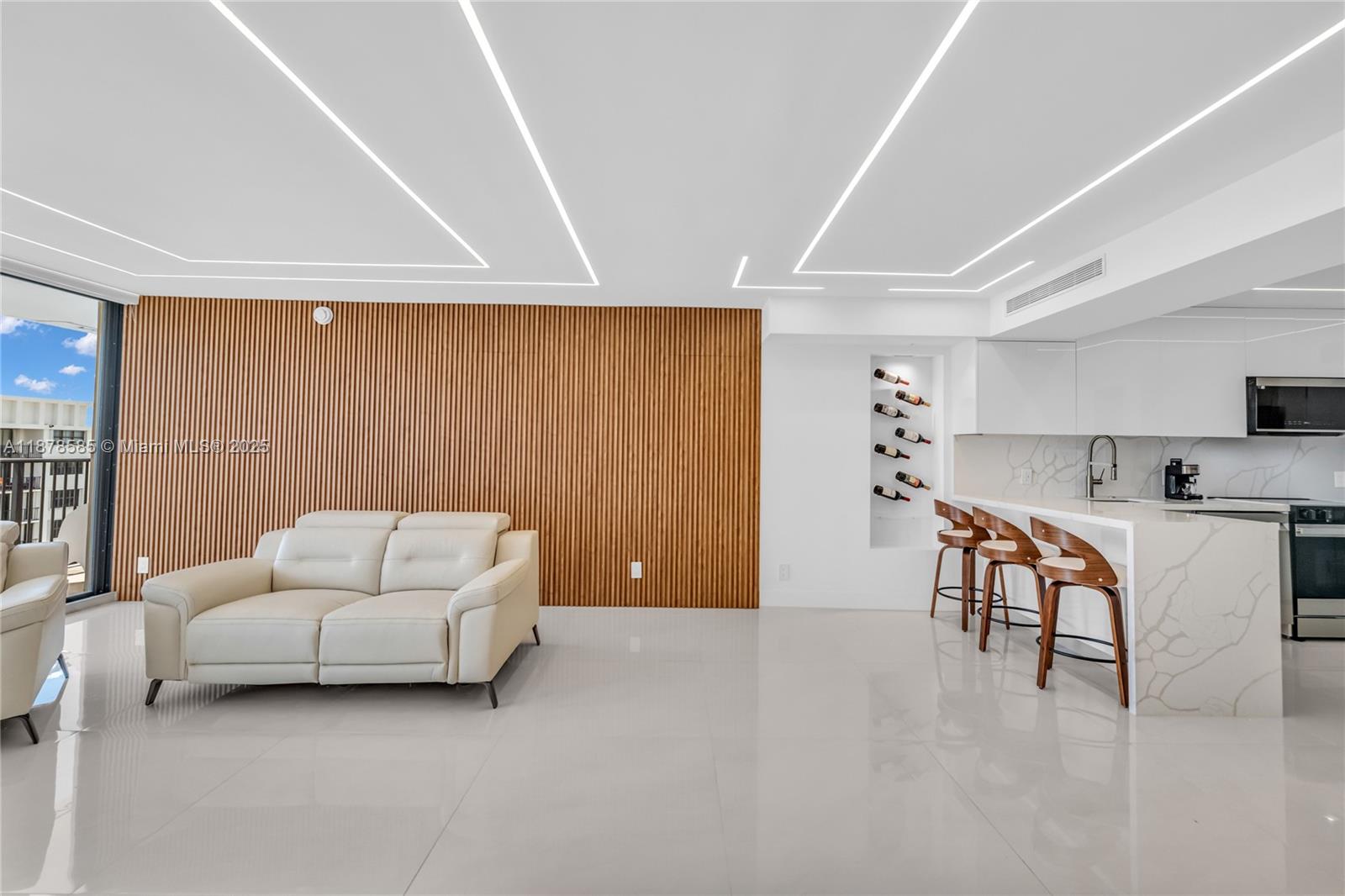 Photo of 2201 Ocean Dr #2808, Hollywood, Florida, 33019 -