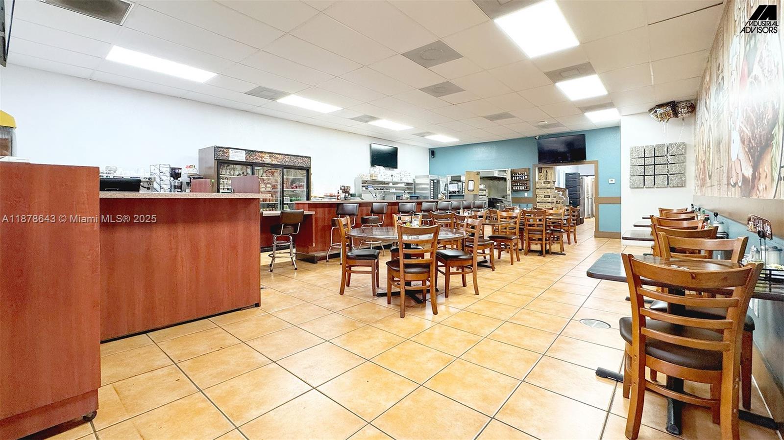 See details B7 / sq. ft. $ 2025-09-15 0 Photo