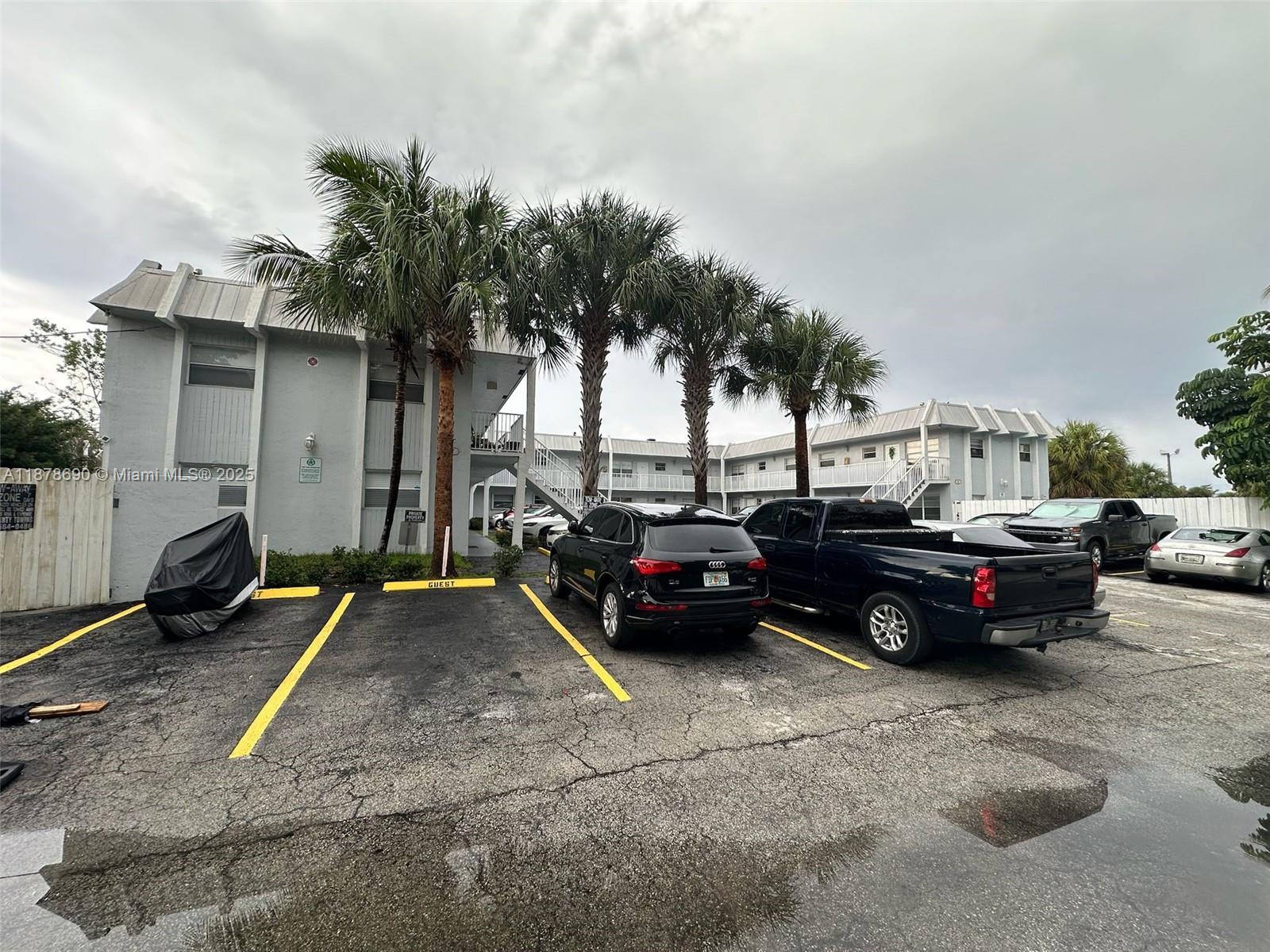   /  718 sq. ft. $ 2025-09-15 0 Photo
